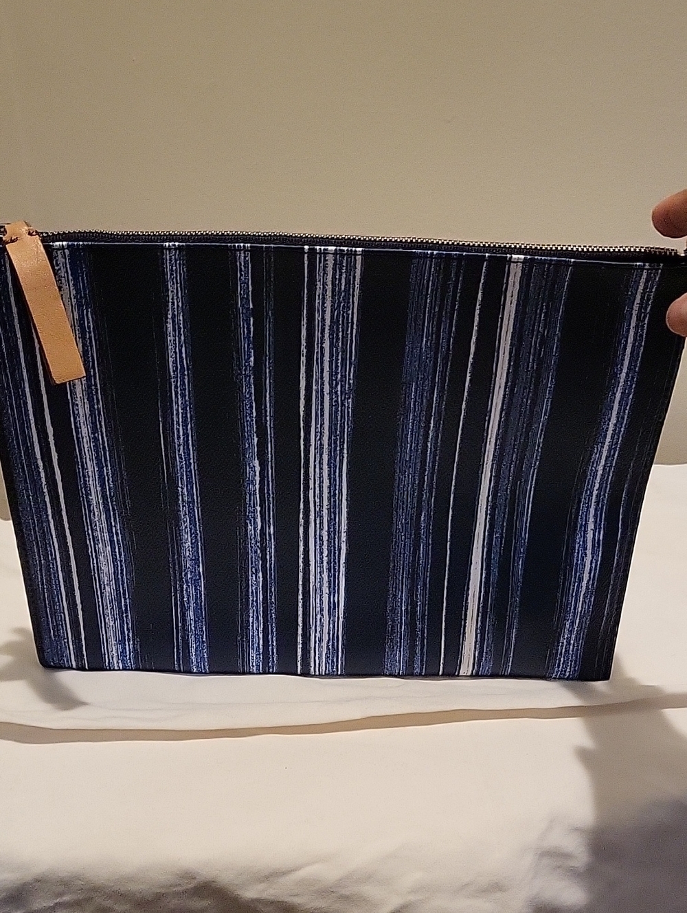 Bana Republic Striped Navy and White Men’s Clutch